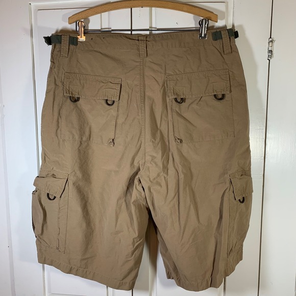 GEOGRAPHIC CARGO WEAR Mens Tan Cargo Shorts Size 40 Utility Outdoor - Picture 3 of 10